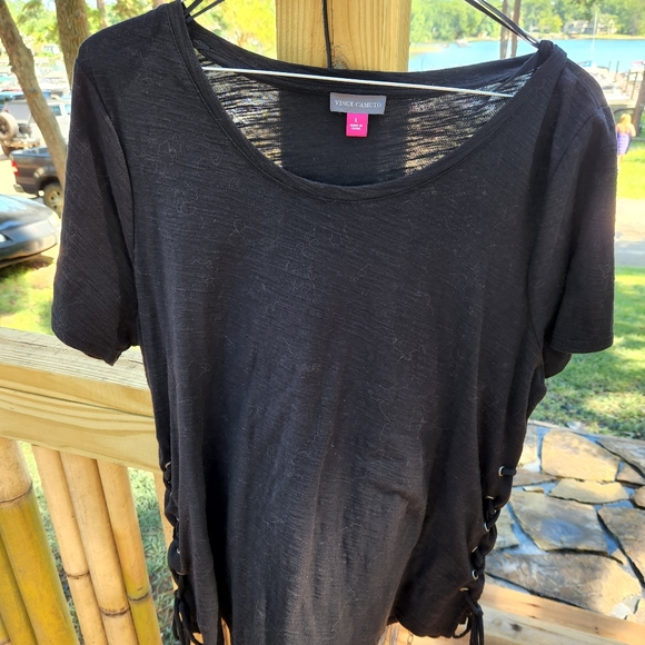 Vince Camuto Ruched Sided Tee - Picture 1 of 4